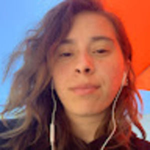 Meet your Posher, Yessi